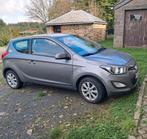 Hyundai i20 2014, C.T. OK, 152.000 km, Auto's, Hyundai, Voorwielaandrijving, Stof, Zwart, Elektrische ramen