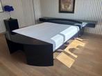 Bed design met matras, Huis en Inrichting, Ophalen, Zwart