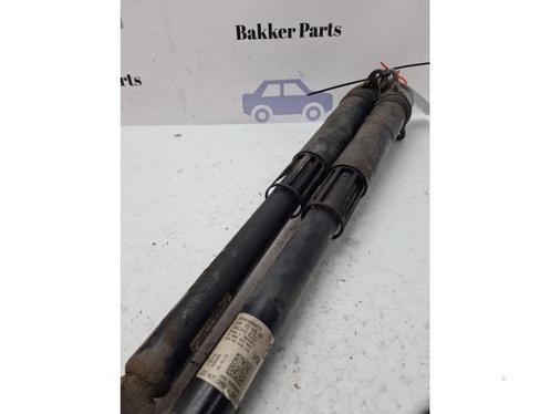 Schokdemper set van een Volkswagen Golf, Auto-onderdelen, Ophanging en Onderstel, Volkswagen, Gebruikt, 3 maanden garantie