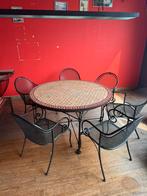 Table en pierre de  jardin avec 6 chaises, Ophalen, Zo goed als nieuw
