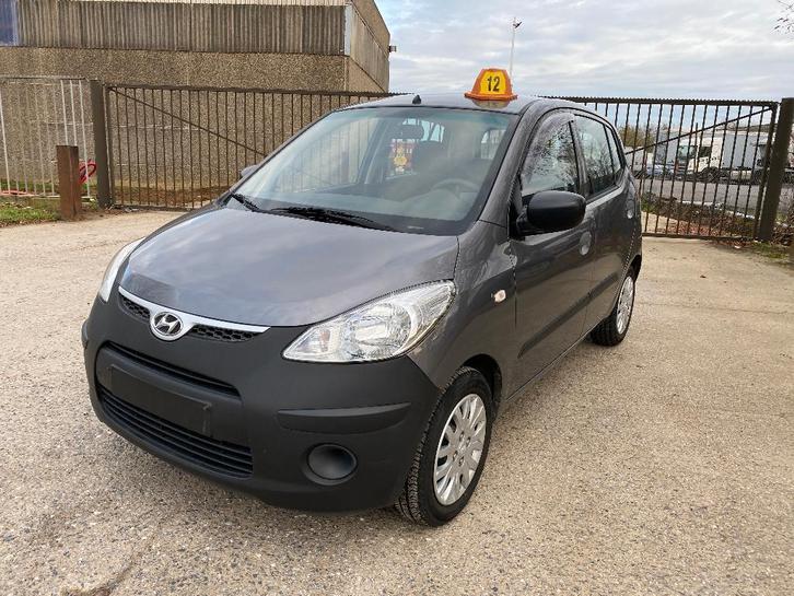 Hyundai  i10 1.1i Classic 16.OOOKM   Automatique, Auto's, Hyundai, Bedrijf, i10, Metaalkleur, Benzine, Euro 4, Berline, Automaat