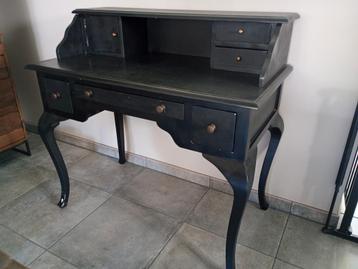 Bureau beschikbaar voor biedingen