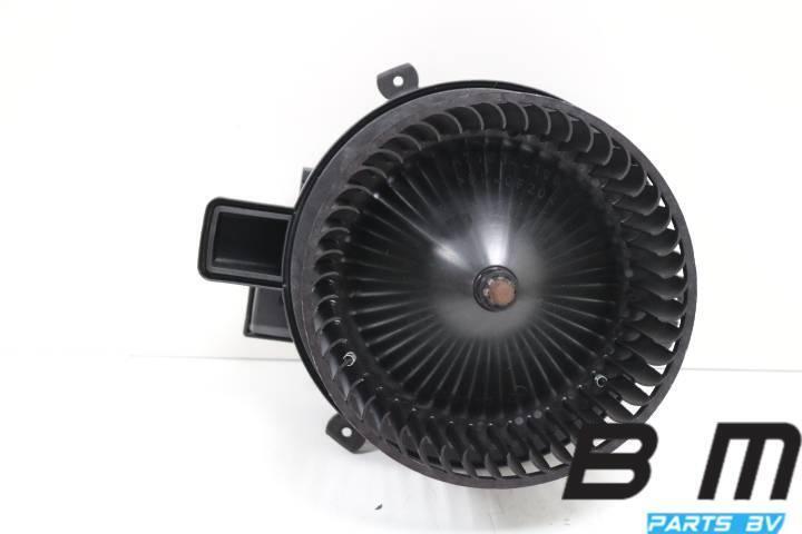 Aanjager (kachelmotor) Audi A5 F5 4M1820021A, Auto-onderdelen, Airco en Verwarming, Gebruikt