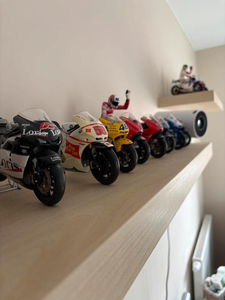 Miniatuur Moto GP-collectie, Hobby en Vrije tijd, Modelauto's | 1:5 tot 1:12, Gebruikt, Ophalen of Verzenden