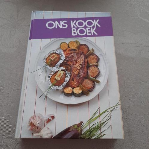 Ons Kookboek  KVLV  1985., Boeken, Kookboeken, Zo goed als nieuw, Ophalen of Verzenden