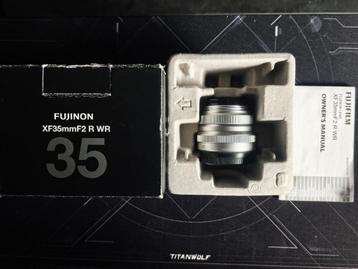 Fujifilm 35 mm f/2 WR SILVER original box beschikbaar voor biedingen