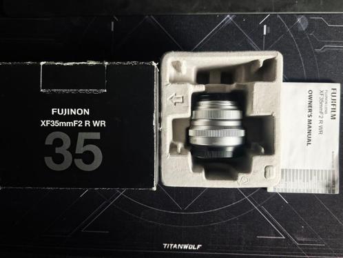 Fujifilm 35 mm f/2 WR SILVER original box, Audio, Tv en Foto, Foto | Lenzen en Objectieven, Zo goed als nieuw, Standaardlens, Ophalen