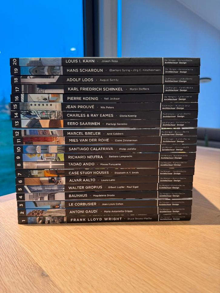 Volledige collectie Architectuur & Design – De Morgen, Livres, Art & Culture | Architecture, Comme neuf, Architectes, Enlèvement