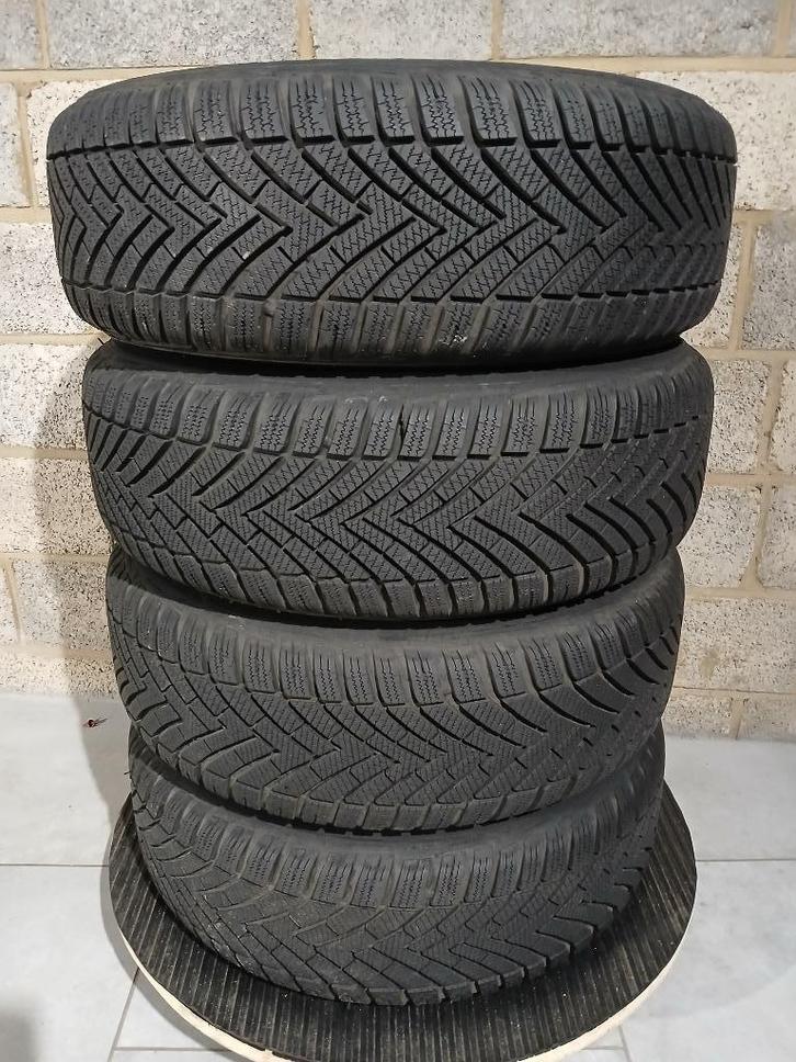 Winterkit 205/60 R16 te koop, Auto-onderdelen, Banden en Velgen, Banden en Velgen, Winterbanden, 16 inch, 205 mm, Personenwagen