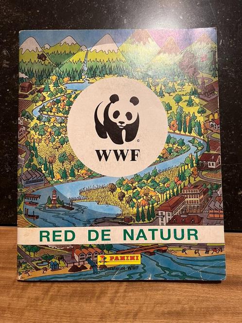 Prentenboek WWF: Red de Natuur *3 stickers ontbreken* - Pani, Hobby & Loisirs créatifs, Autocollants & Images, Utilisé, Enlèvement ou Envoi