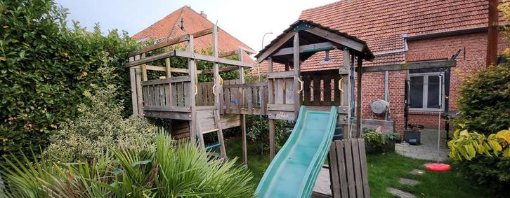 Jungle gym voor €150 wie hem morgen kan afbreken, Kinderen en Baby's, Speelgoed | Buiten | Speelhuisjes, Gebruikt, Kunststof, Ophalen