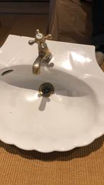 Spoelbak met koperen kraan (waarschijnlijk). Uitst.cond, Ophalen, Gebruikt