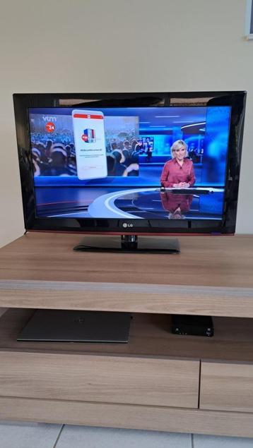 LG 32inch HD LCD TV in uitstekende staat