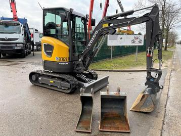 Volvo ECR25 Electric DEMO MACHINE - ELECTRIC - 3 BUCKETS INC