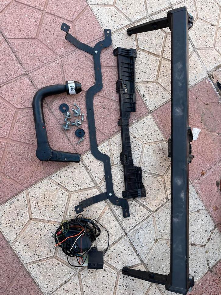Attache remorque complète (Kia sportage et Hyundai Tucson), Autos : Pièces & Accessoires, Attelages, Neuf, Enlèvement
