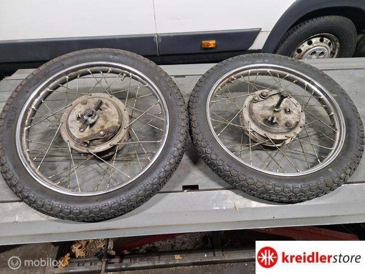 Kreidler RS Wielen set Leleu met Grote naven geheel compl., Vélos & Vélomoteurs, Pièces de cyclomoteur | Kreidler, Utilisé, Enlèvement ou Envoi