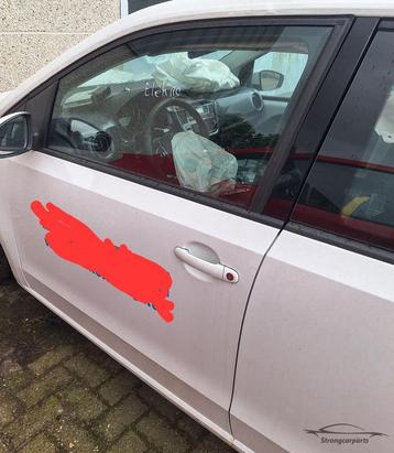 Deur Portier VW Up facelift links voor bj 2021 kleur LC9A beschikbaar voor biedingen