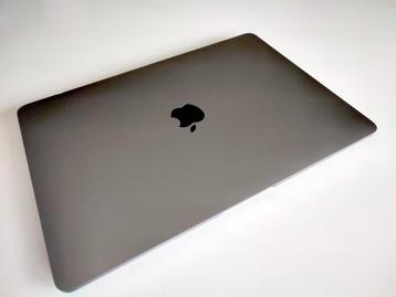 apple macbook air + case + nieuwe batterij beschikbaar voor biedingen