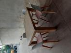 Tafel met 4 stoelen met kussentje, Huis en Inrichting, Ophalen