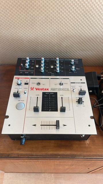 Vestax PMC-05 Pro SL, Musique & Instruments, Enlèvement, Utilisé, Moins de 5 canaux, Entrée micro