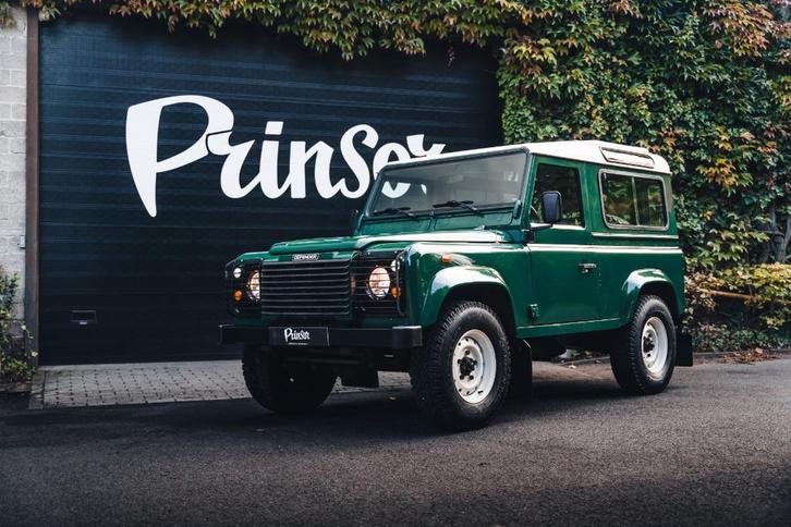 Defender 90 TD5 15p se // CLASSIC // PERFECT COND, Auto's, Land Rover, Bedrijf, Te koop, 4x4, ABS, Airconditioning, Centrale vergrendeling