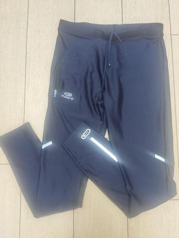 Kalenjii sportbroek blauw 12-13j beschikbaar voor biedingen