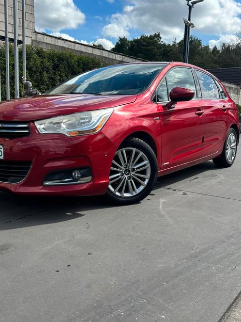 Citroen c4 1.6 d, Auto's, Citroën, Bedrijf, C4, Diesel, Euro 5, 5 deurs, Handgeschakeld, Rood, Zwart, Leder en Stof, Ophalen
