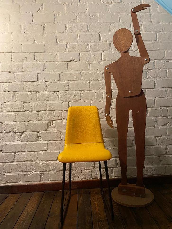 geel kinderstoeltje, Verzamelen, Retro, Huis en Inrichting, Ophalen