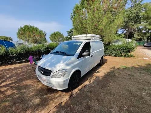 MOBILEHOME MERCEDES VITO 113CDI 2013 140000KM AC EN KEURING, Auto's, Bestelwagens en Lichte vracht, Particulier, ABS, Airbags