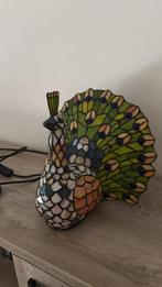 Decoratieve Tiffany stijl pauw – glas-in-lood lamp/beeld, Ophalen of Verzenden