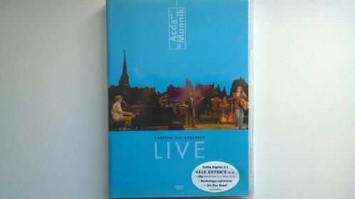 Acda en de Munnik - Groeten Uit Maaiveld Live (DVD), Cd's en Dvd's, Dvd's | Muziek en Concerten, Zo goed als nieuw, Muziek en Concerten