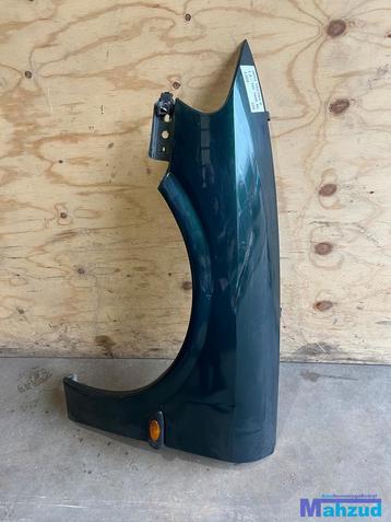 OPEL VECTRA B SEDAN Groen L359 links voorscherm 1995-2002 beschikbaar voor biedingen