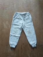 Lichtgrijze Zara joggingbroek – maat 104, Broek, Gebruikt, Ophalen of Verzenden, Zara