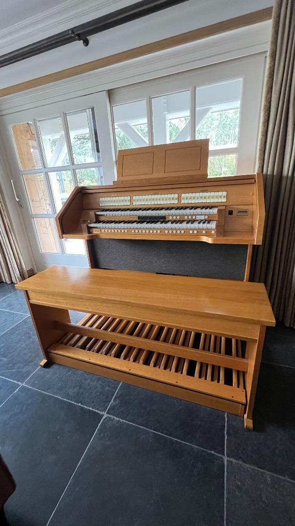 Johannus Opus 15, Muziek en Instrumenten, Orgels, Zo goed als nieuw, Orgel, 2 klavieren, Ophalen of Verzenden