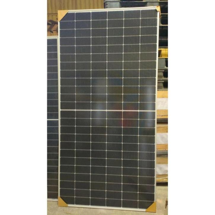 1  volle pallet  nieuwe panelen van 540 wp, Doe-het-zelf en Bouw, Dakpannen en Dakbedekking, Nieuw, Overige typen, Overige materialen