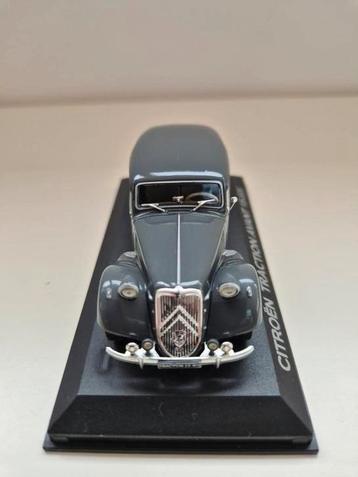 Citroën Traction Avant 15 SIX Editions Atlas beschikbaar voor biedingen