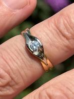 18K gouden ring met natuurlijke diamant 0.30ct certificaat!, Ophalen of Verzenden, 17 tot 18, Met edelsteen, Dame
