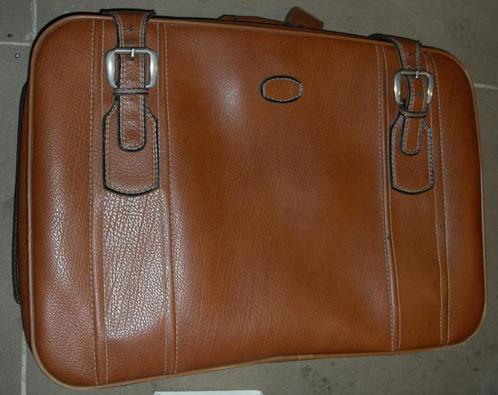 valise vintage avec roulettes..., Handtassen en Accessoires, Koffers, Gebruikt, Wieltjes, Ophalen