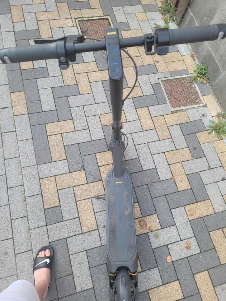 Ninebot g2 max, Fietsen en Brommers, Steps, Ophalen