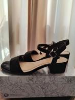 ANNA FIELS zwarte suède sandalen, Kleding | Dames, Schoenen, Ophalen of Verzenden, Zo goed als nieuw, Zwart