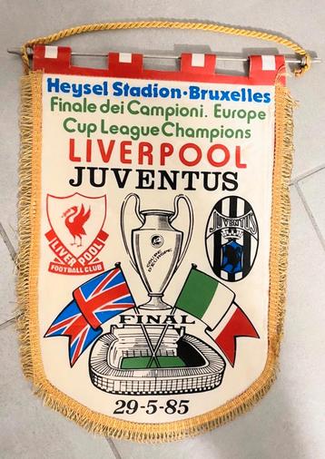 Liverpool FC - Juventus 1985 heizeldrama voetbal vaandel beschikbaar voor biedingen
