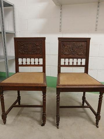 2 chaises anciennes dossier sculpté  beschikbaar voor biedingen