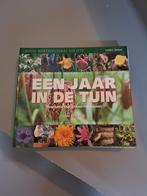 Handboek een jaar in de tuin van maand tot maand, Ophalen of Verzenden, Zo goed als nieuw