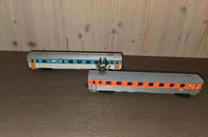 2 modeltrein rijtuigen, Hobby en Vrije tijd, Modeltreinen | N-Spoor, Ophalen