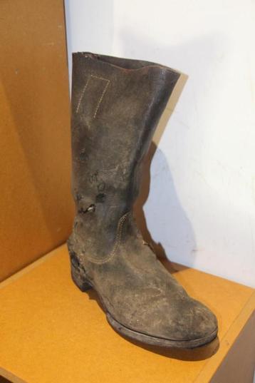 WW2 Duitse „Marschstiefel” (slechts éen) beschikbaar voor biedingen