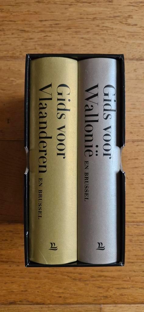 Erfgoedbox: Gids voor Vlaanderen/Gids voor Wallonië (lannoo), Boeken, Reisgidsen, Zo goed als nieuw, Ophalen of Verzenden