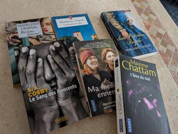 6 romans (poche) de divers auteur(e)s pour 2,5€. beschikbaar voor biedingen