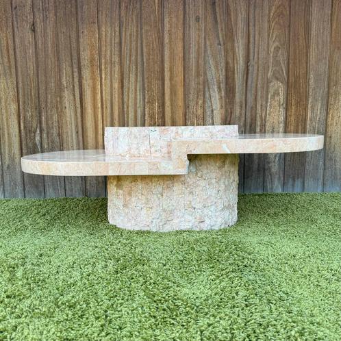 Pink Mactan Salontafel, Antiek en Kunst, Antiek | Meubels | Tafels, Ophalen of Verzenden