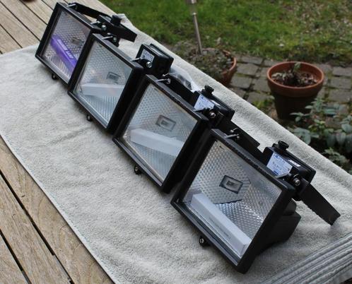 4 HALOGEEN BREEDSTRALERS NIEUW, Huis en Inrichting, Lampen | Spots, Nieuw, Halogeen, Ophalen of Verzenden