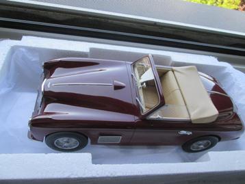 1:18 BOS Resine Modell Aston Martin DB 2 DHC weinrot beschikbaar voor biedingen